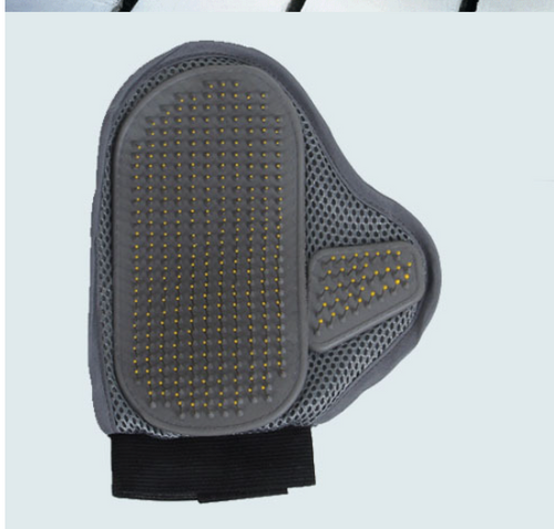 PlayPaw Grooming Glove